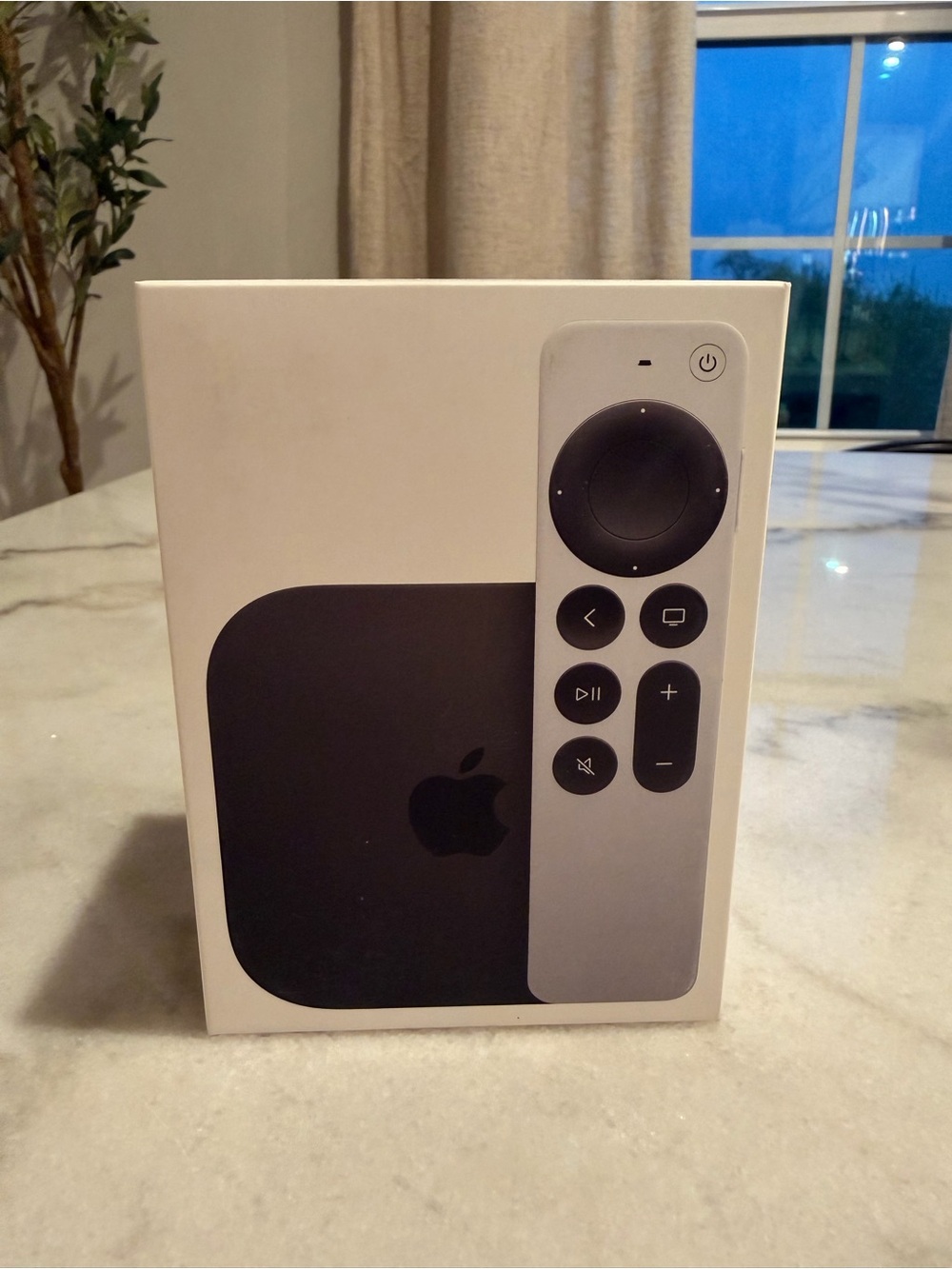 BRAND NEW Apple TV 4K - Streaming Box with Silver Remote 64GB & Power Cord